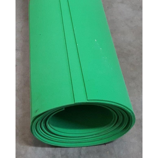 Nowy dywan 4 mm zielony - dowolny rozmiar - dodatkowy chwyt - cena za metr kwadratowy